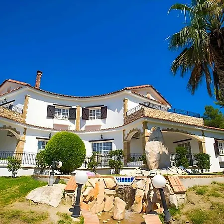 Anagenessis Village Hotel