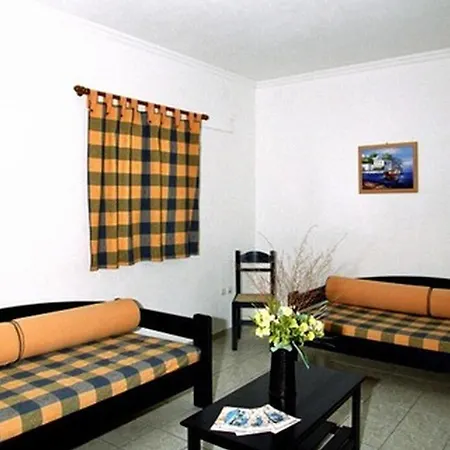 Otel Anagenessis Village Kalamákion