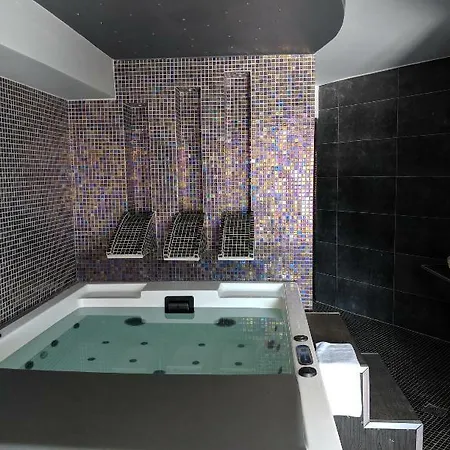 Otel Anagenessis Village 3*